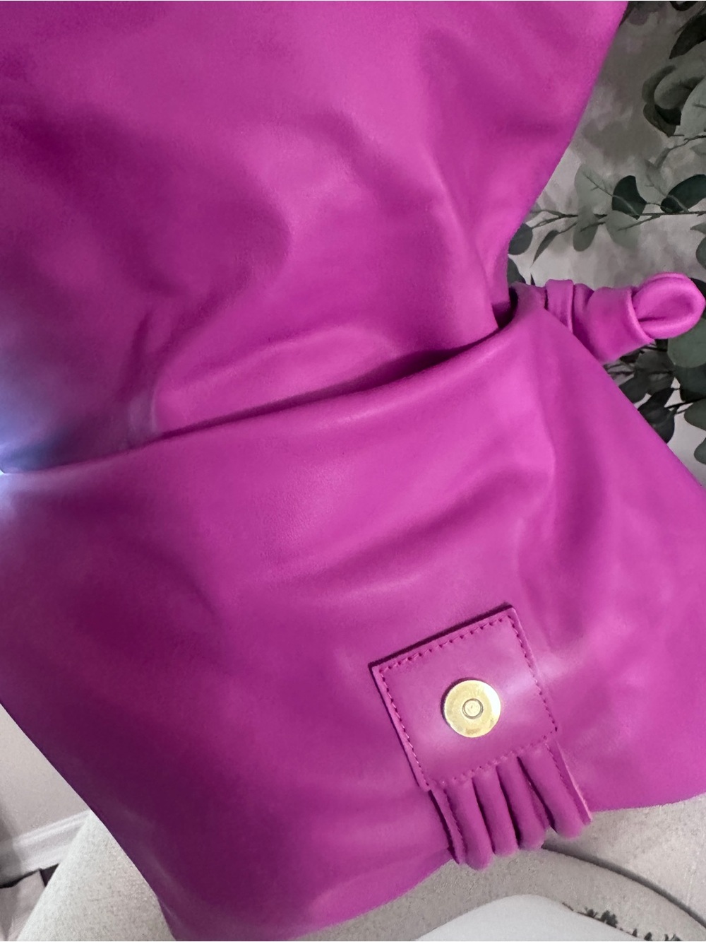 Knot-Front Shoulder Bag in Vibrant Magenta - Picture 7 of 15